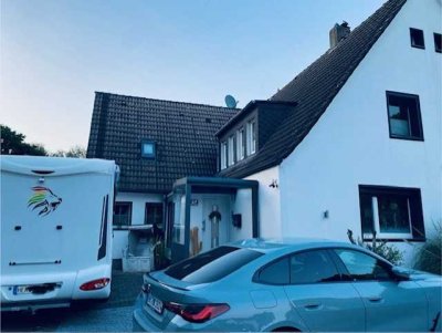 Moderne & Einmalige Doppelhaushälfte mit Urlaubsfeeling im Garten