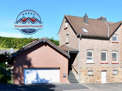 Charmantes Haus mit Doppelgarage in bester Lage