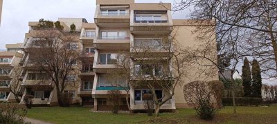 Erstbezug nach Renovierung: helle 2-Zimmer-Wohnung mit Balkon u. Stellplatz in Offenhausen