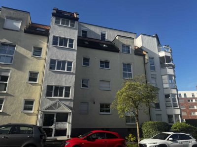 Helle 2,5-Zimmer-Wohnung mit Loggia und Aufzug in Solingen-Ohligs