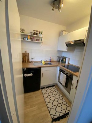 Helle 1-Zimmer Wohnung im 3. OG mit Balkon in Ricklingen