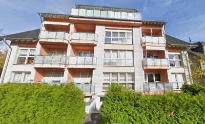 Stilvolle, gepflegte 3-Zimmer-EG-Wohnung mit Balkon in Köln