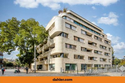 Zeitlose Architektur im NeuHouse – 4-Zimmer-Maisonette zwischen Mitte & Kreuzberg