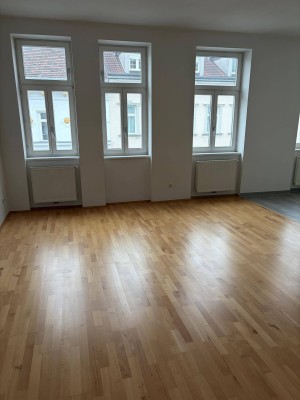 ALTBAUHAUPTMIETE UNBEFRISTET FÜR PÄRCHEN ODER SINGLE GEEIGNET