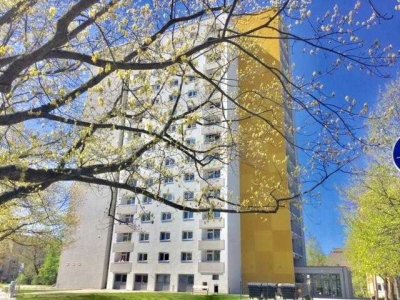 Super 3-Zimmer-Wohnung mit Südbalkon und Aufzug!