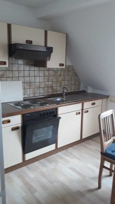 Kleine Wohnung für eine Studentin (gerne Wochenendheimfahrerin)