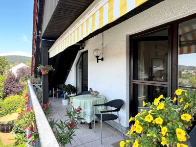 Exklusive Dachgeschosswohnung mit Taunusblick