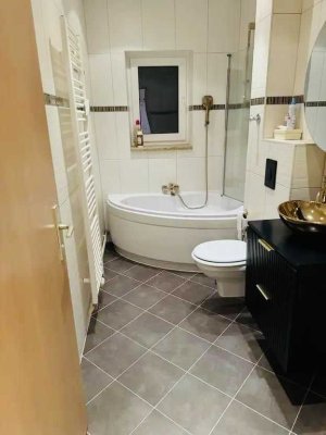 Attraktive 2,5-Zimmer Wohnung im 3. OG in Berlin-Britz (Neukölln)