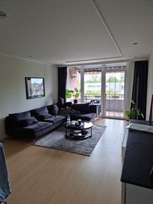 Freundliche 2-Zimmer-Wohnung mit gehobener Innenausstattung mit Einbauküche in Mönchengladbach