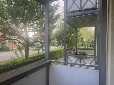 Frisch renovierte 2-Zimmer-Wohnung in Potsdam-Bornim, schnell und nah in Berlin