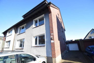 Werne ! Vollständig renovierte Wohnung im Obergeschoss in ruhiger Lage !