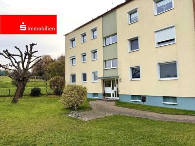 Schöne 3 Zi.-Wohnung mit Terrasse und Einzelgarage in direkter Feldrandlage!