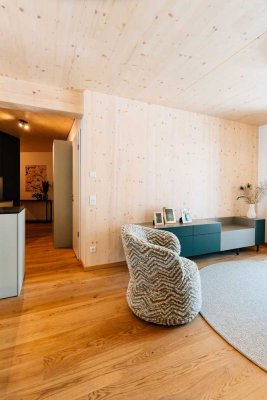 Großzügige 3,5 Zimmerwohnung mit Loggia und Balkon