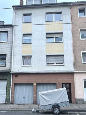 Sehr gepflegtes Mehrfamilienhaus in Krefeld - die ideale Kapitalanlage