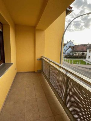 Bitte nur Mailanfragen:  Modernisierte 3 Zimmer-Wohnung mit Balkon in Regenstauf OT Steinsberg (5)