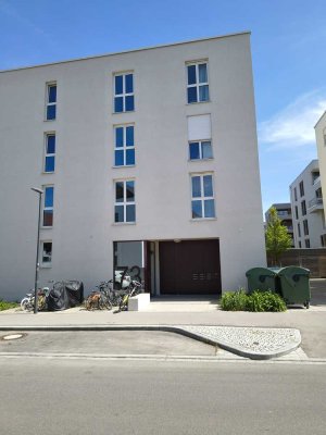 Helle 2-Zimmer Wohnung im 1. OG in Augsburg-Kriegshaber - nur mit WBS II