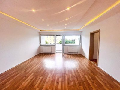 Charmante und renovierte 3-Zimmer-Wohnung mit Loggia und Autoabstellplatz / Kalsdorf bei Graz