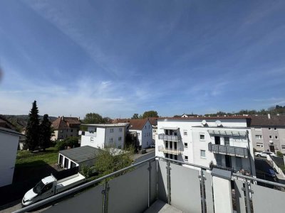Lage, Lage,Lage! Tolle Maisonettewohnung mit Sonnenterrasse und Garage in der Kernstadt von Bretten