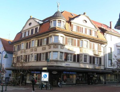 Wunderschöne, großzügige 3-Zimmer-Wohnung in denkmalgeschütztem Haus in der Schwenninger Innenstadt