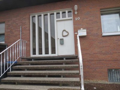 Gepflegtes 6-Zimmer-Einfamilienhaus mit Einbauküche in Langerwehe, Langerwehe