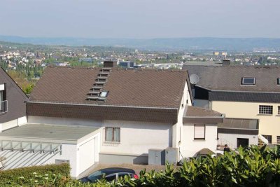 Großzügige 4-Zimmer Wohnung in traumhafter Aussichtslage in Koblenz-Karthause Nord