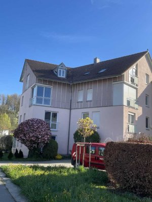 Hübsche, helle 2-Zimmer-Dachgeschoss-Wohnung in Leutkirch im Allgäu
