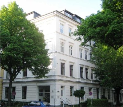 Möblierte 1-Zimmer-Dachgeschosswohnung in Hamburg Rotherbaum