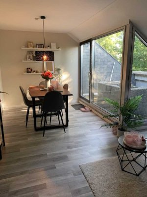 AKTUELL ANFRAGESTOPP! Meerbusch Büderich hübsche 2 Zimmer Dachgeschosswohnung