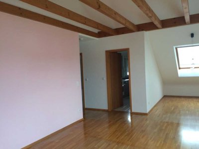 Gepflegte 2-Zimmer-DG-Wohnung