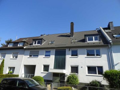 Provisionsfrei - Helle gemütliche 3-Zi-Whg, Villenlage, EBK, Stellplatz