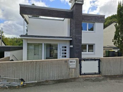 Von Privat- Bezugfertiges Haus in Sackgasse