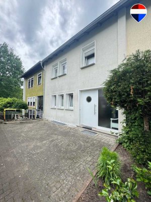 Reihenmittelhaus mit Garten in Bielefeld-Sennestadt