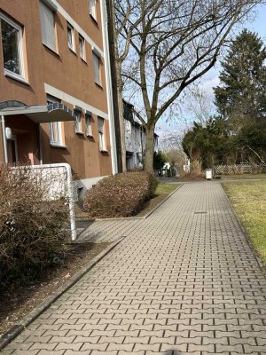 Schöne 2,5 Zimmerwohnung im 1.Stock von privat zu verkaufen.
