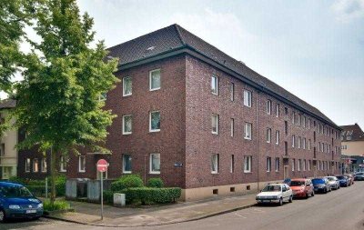 *große 2-Zimmer-Wohnung mit Wohnküche sucht neuen Mieter*