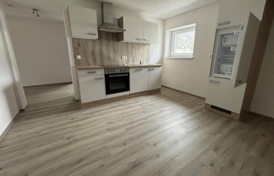 Moderne 3-Zimmer Dachgeschosswohnung mit Balkon in Landeck