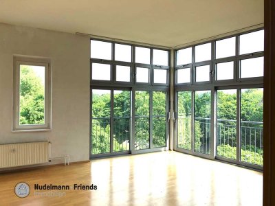 Sonnige 3 Zimmer im Dachgeschoß im saniertem Altbau?
