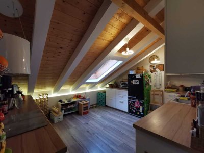 Dachgeschoßwohnung mit Ausblick