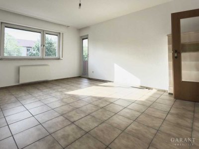 *** Einziehen & Wohlfühlen: frisch sanierte Dreizimmerwohnung mit zwei Balkonen und Kachelofen ***