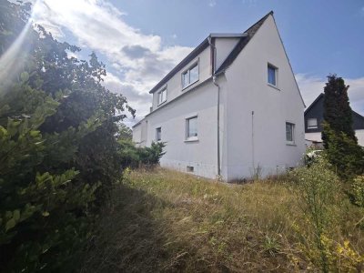 Familienidyll mit großem Garten - Charmantes Haus - Sanierungobjekt
