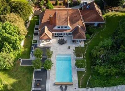 Villa mit Pool & Gartenparadies in Bestlage – für Familie oder Luxus­liebhaber in Porta Westfalica