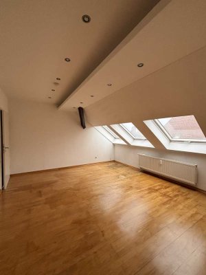 3-Zimmer-Dachgeschosswohnung