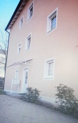 Helle 3-Zimmer Wohnung mit Balkon und Carpotplatz in Ingolstadtdt Südwest