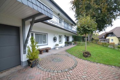 Königswinter-Oberpleis: Perfekt für Singles! Charmante Souterrainwohnung mit Terrasse und Stellplatz