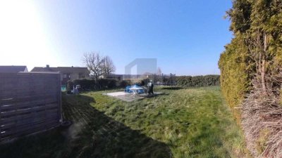 ERDGESCHOSS MIT GARTENPARADIES