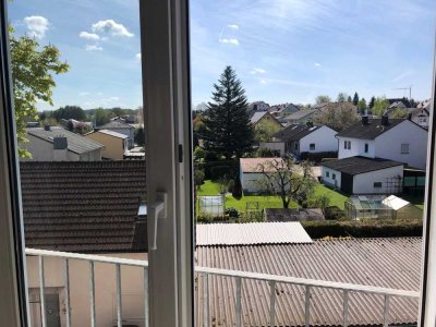 Charmante 1-Zimmer-Wohnung mit Küche + Carport-Stellplatz