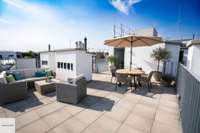 Erstbezugs-Dachgeschosswohnung auf einer Ebene mit großzügiger Terrasse, Privatlift &amp; eigenem Zugang