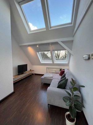 Möblierte stylische Dachgeschosswohnung in Rü - all inklusive