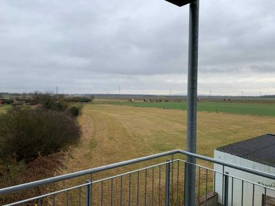 Hochwertige 3-Zimmerwohnung mit großer Südterrasse und Blick ins Grüne in Groß-Gerau Wallerstädten