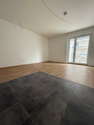 Moderne Neubau-2-Zimmer-Wohnung mit Balkon & TG-Stellplatz – Erstbezug in Nürnberg-Worzeldorf