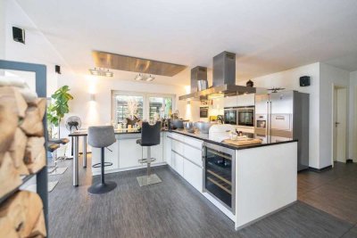 Großzügiges Architektenhaus mit Ausblick! + Doppelgarage + Sauna + Terrasse + Einbauküche!